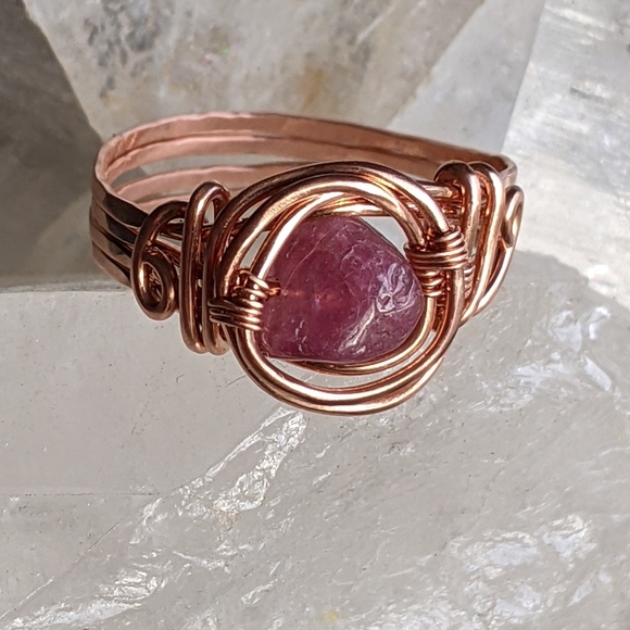 Pink Tourmaline Ring Copper Wrap Natural Gemstone Feminine Free-spirited - Picture 4 of 10